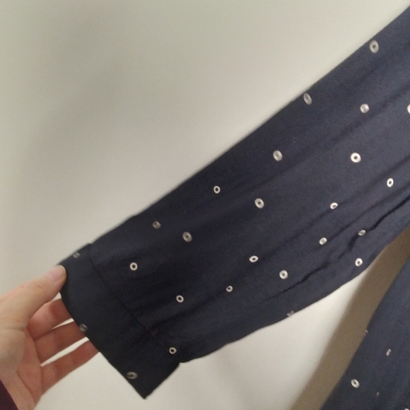 Anthropologie Maeve Circle Print Navy Modal Button Down Top Size Small - Picture 8 of 9